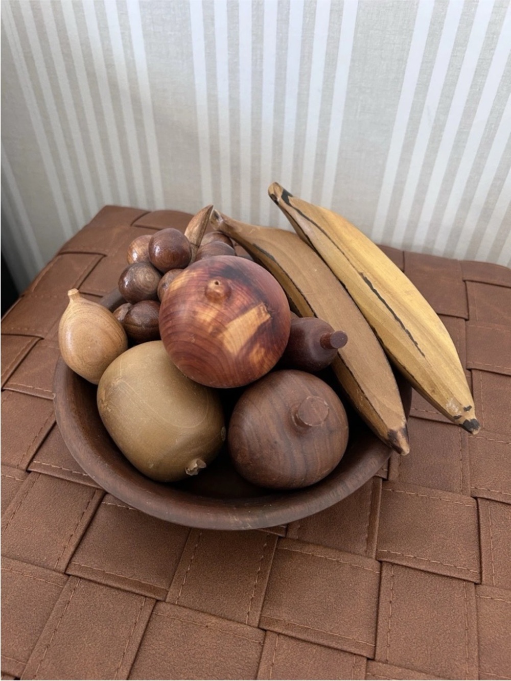 Vintage Mid Century Modern John Cowden Hand Carved Wood Mixed Fruit and Bowl - Picture 5 of 6